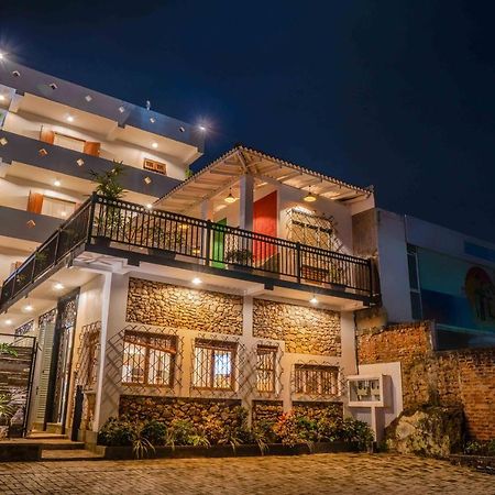 Brixia Cafe & Guest Bed & Breakfast Galle Dış mekan fotoğraf