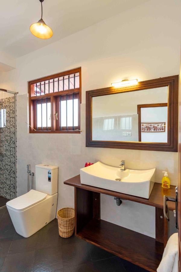 Brixia Cafe & Guest Bed & Breakfast Galle Dış mekan fotoğraf